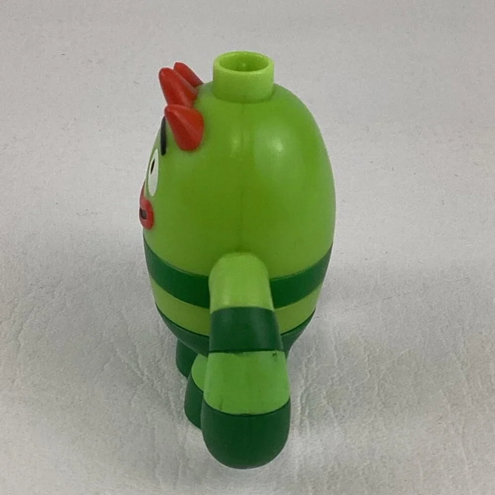 Mega Bloks Yo Gabba Gabba Brobee Action Figure Building Toy Broccoli Bee